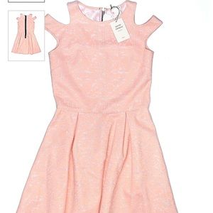 David Charles Elegant Cut Out Sleeve Formal Dress, Color close to Peach Size 14.